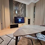 Botev\'S Finest 3Br